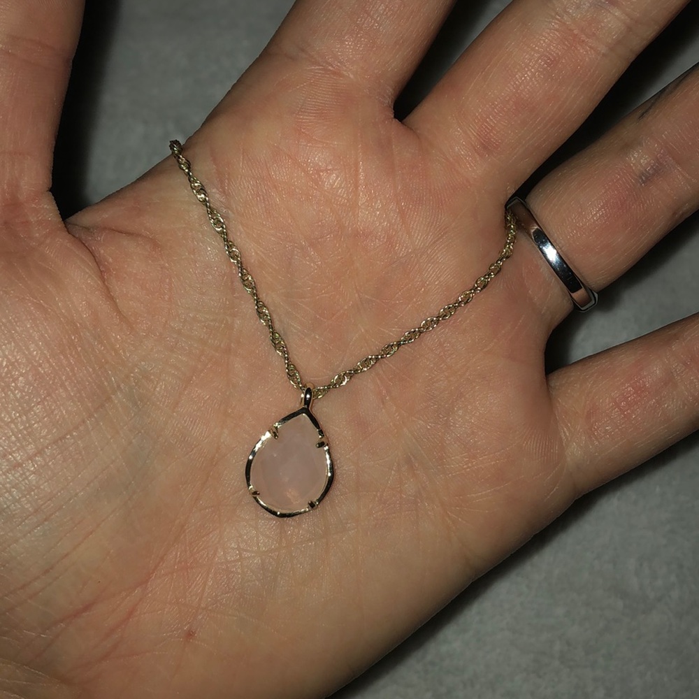 Kendra Scott Necklace